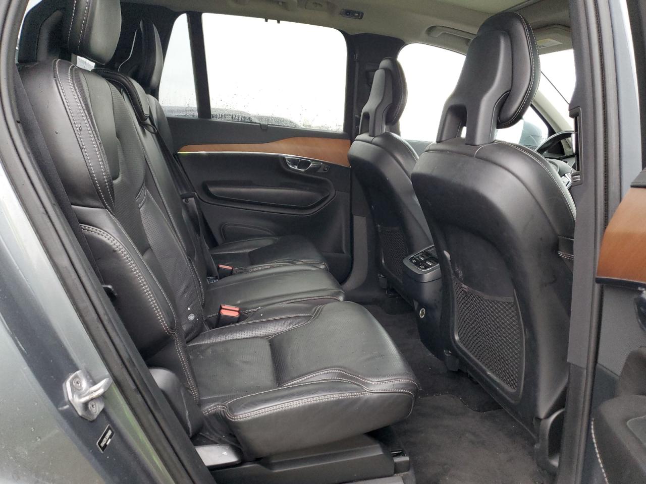 2016 Volvo Xc90 T6 VIN: YV4A22PL5G1014990 Lot: 83840665