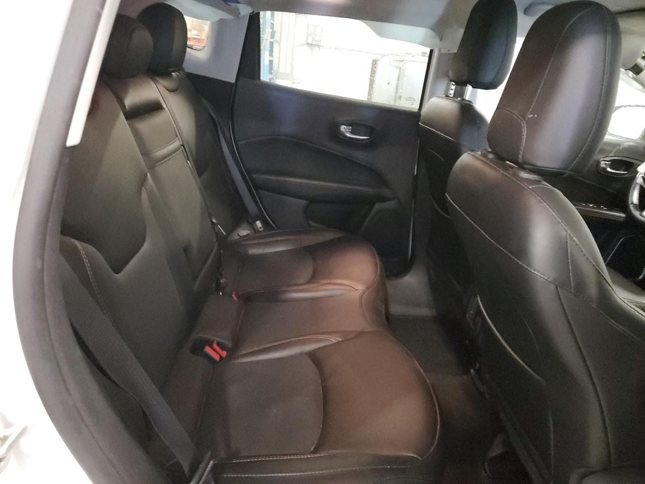 2020 Jeep Compass Limited VIN: 3C4NJDCB2LT137441 Lot: 70953335