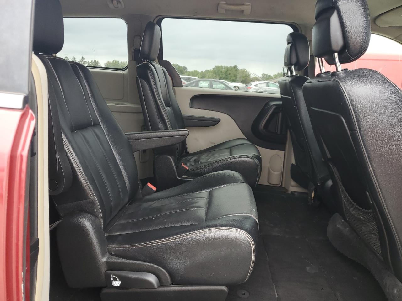 2015 Chrysler Town & Country Touring VIN: 2C4RC1BG1FR609191 Lot: 81379705