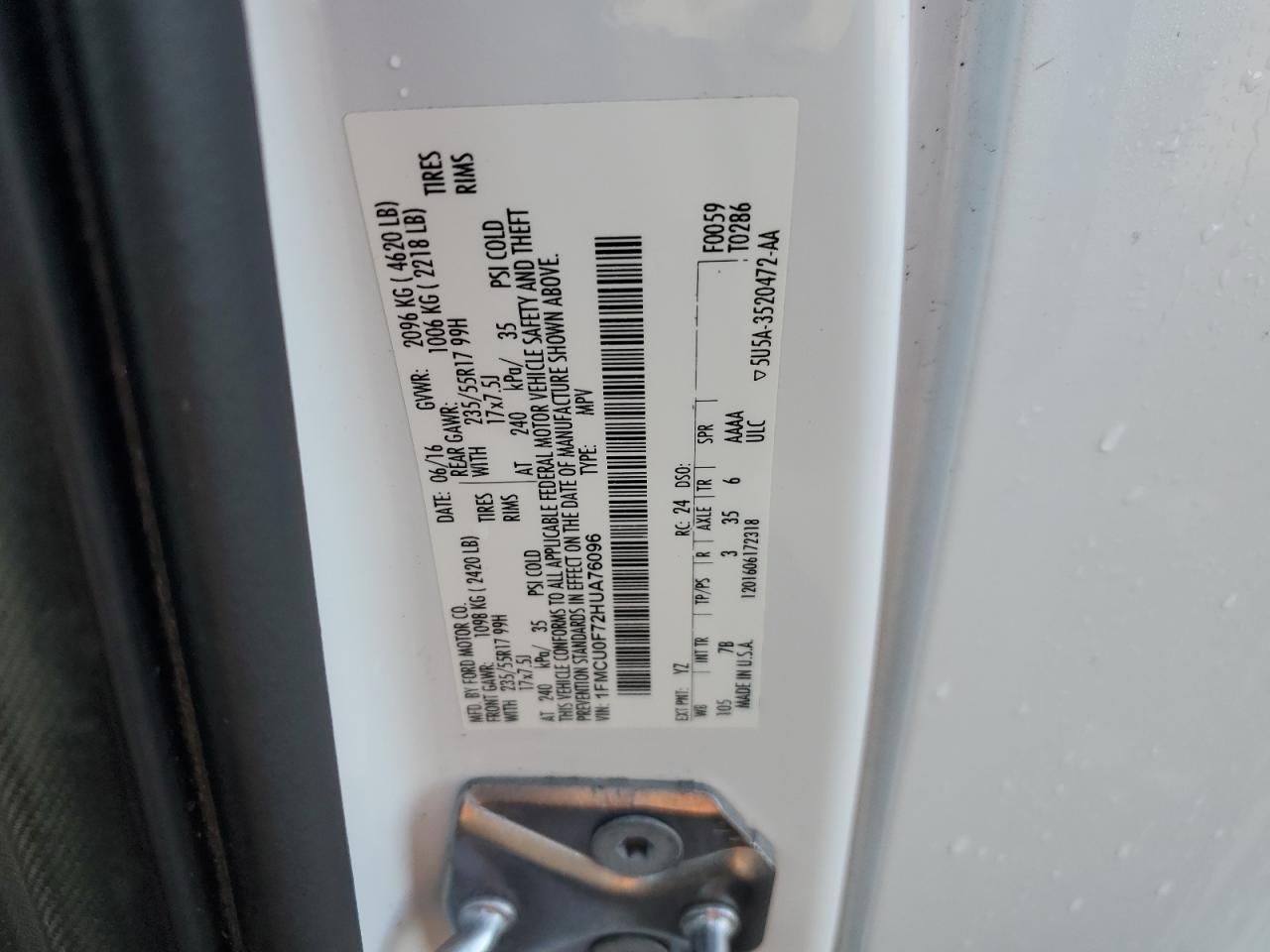 2017 Ford Escape S VIN: 1FMCU0F72HUA76096 Lot: 80561185