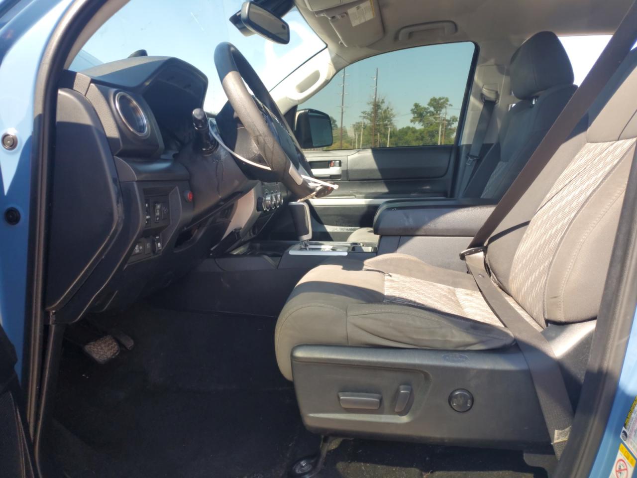 2019 Toyota Tundra Crewmax Sr5 VIN: 5TFDW5F13KX789686 Lot: 71045115