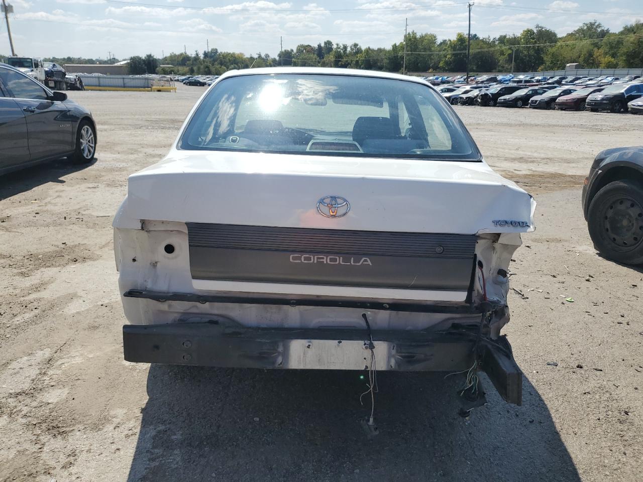 1994 Toyota Corolla Le VIN: 2T1AE09B5RC064984 Lot: 81037105