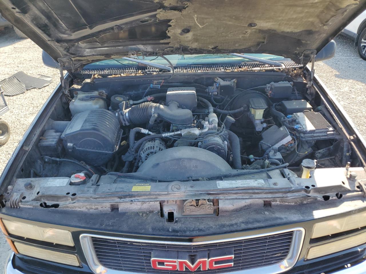 1998 GMC Sierra K1500 VIN: 2GTEK19R6W1553174 Lot: 71101985