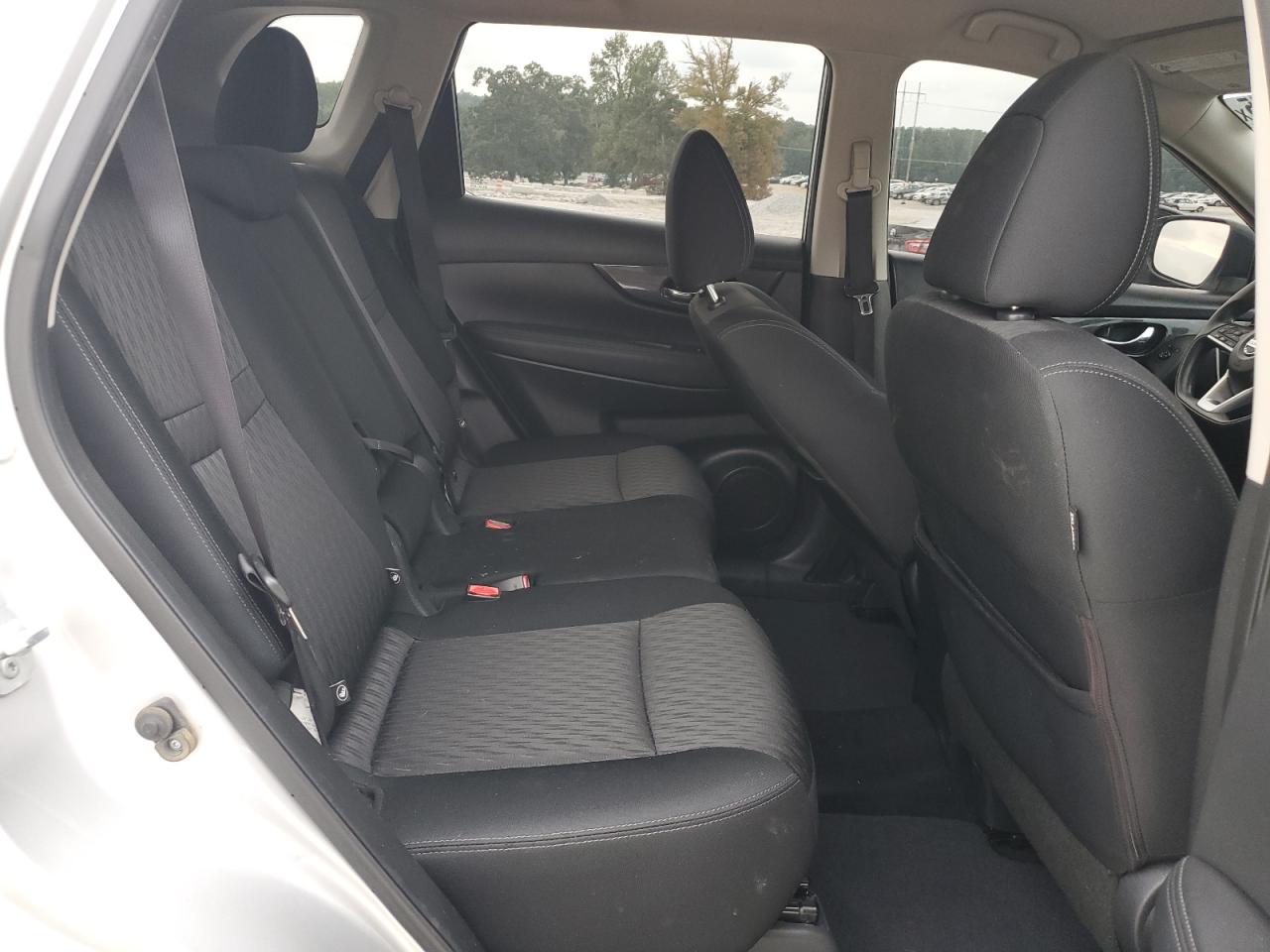 2017 Nissan Rogue S VIN: KNMAT2MT8HP572660 Lot: 81658855