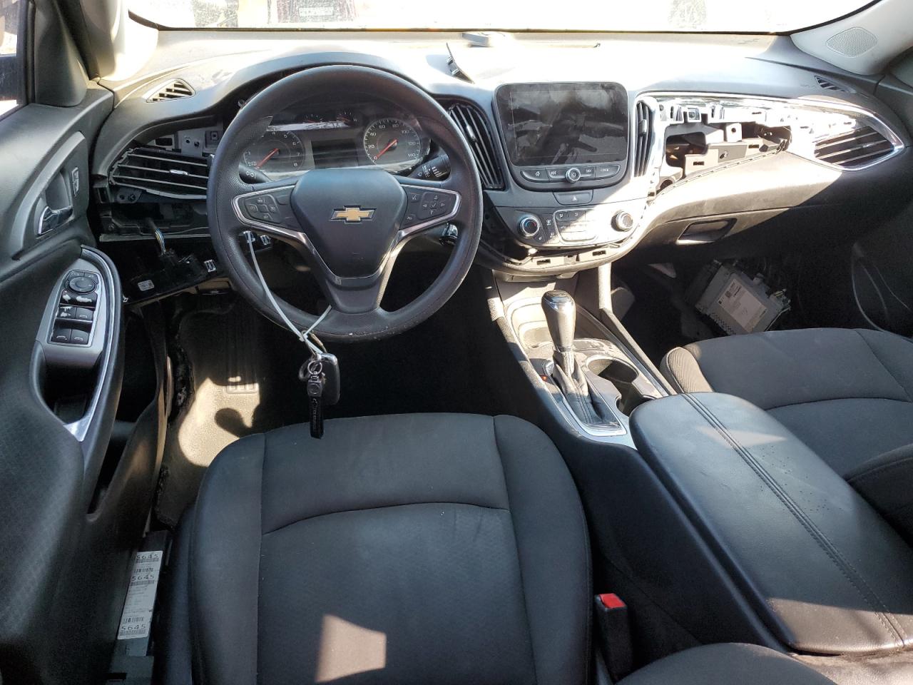 2019 Chevrolet Malibu Lt VIN: 1G1ZD5ST6KF152793 Lot: 84208815