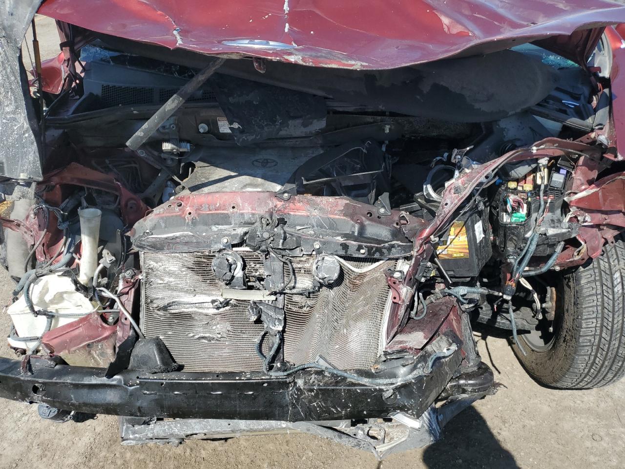 2014 Toyota Sienna Xle VIN: 5TDYK3DC7ES472641 Lot: 84237025