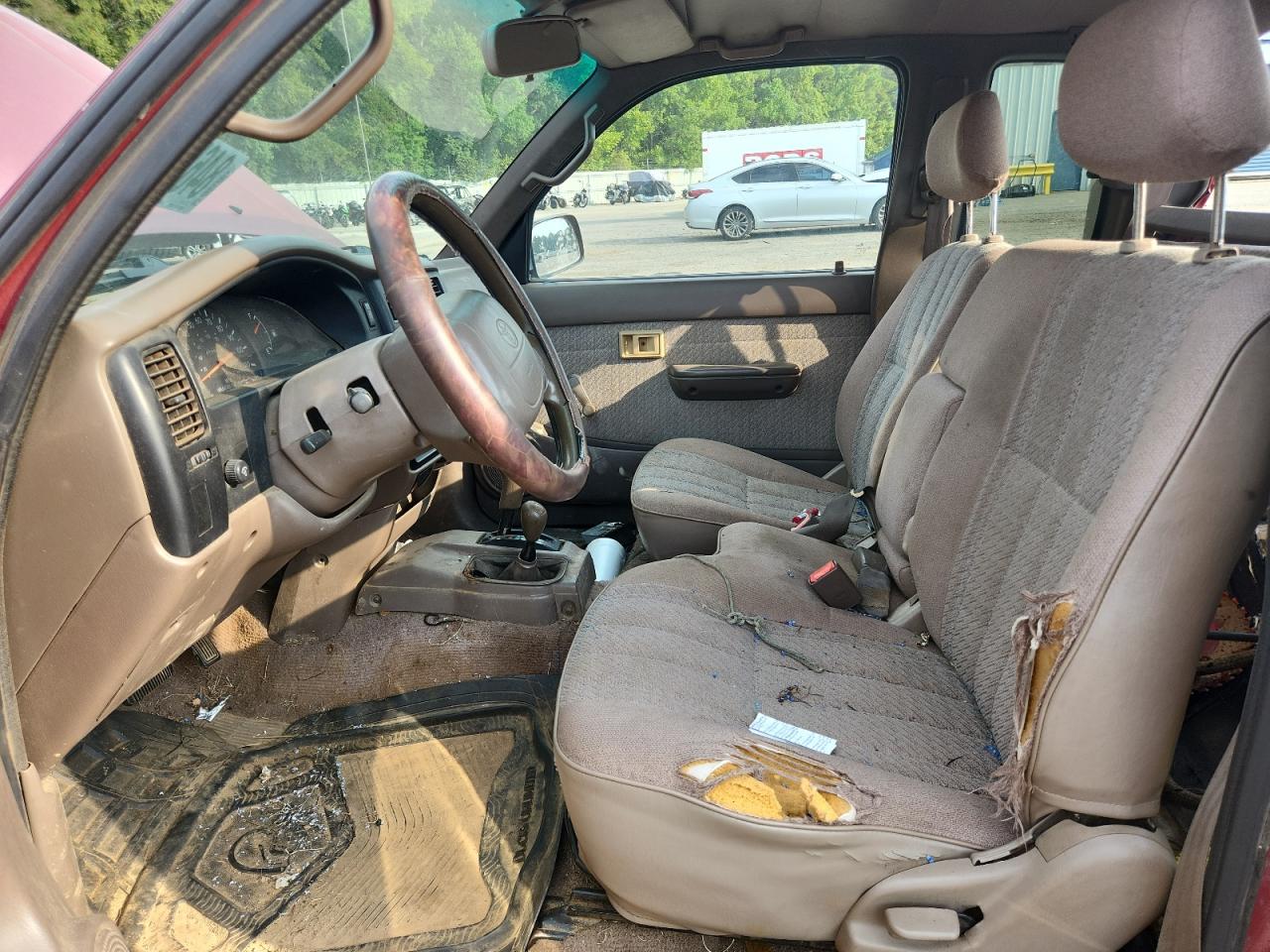 1996 Toyota Tacoma Xtracab VIN: 4TAWN72N3TZ101865 Lot: 84651125