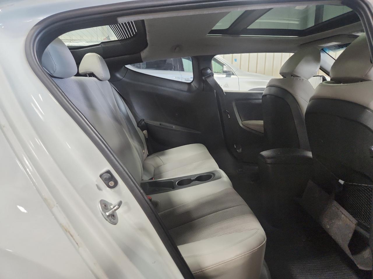 2012 Hyundai Veloster VIN: KMHTC6AD2CU028769 Lot: 70858065