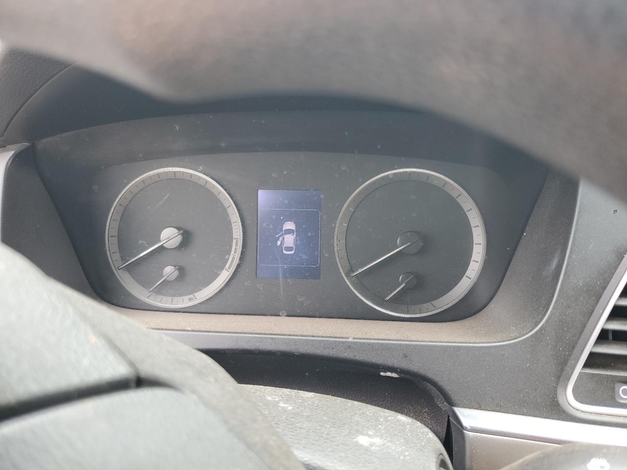 2015 Hyundai Sonata Se VIN: 5NPE24AF0FH218705 Lot: 81038525