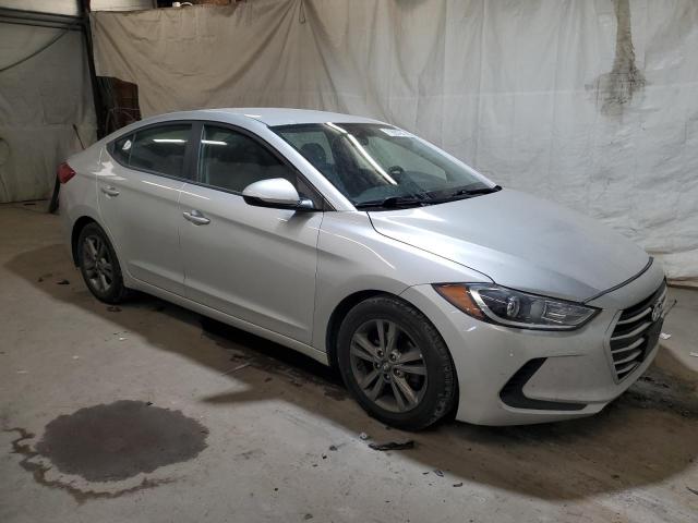  HYUNDAI ELANTRA 2017 Серебристый
