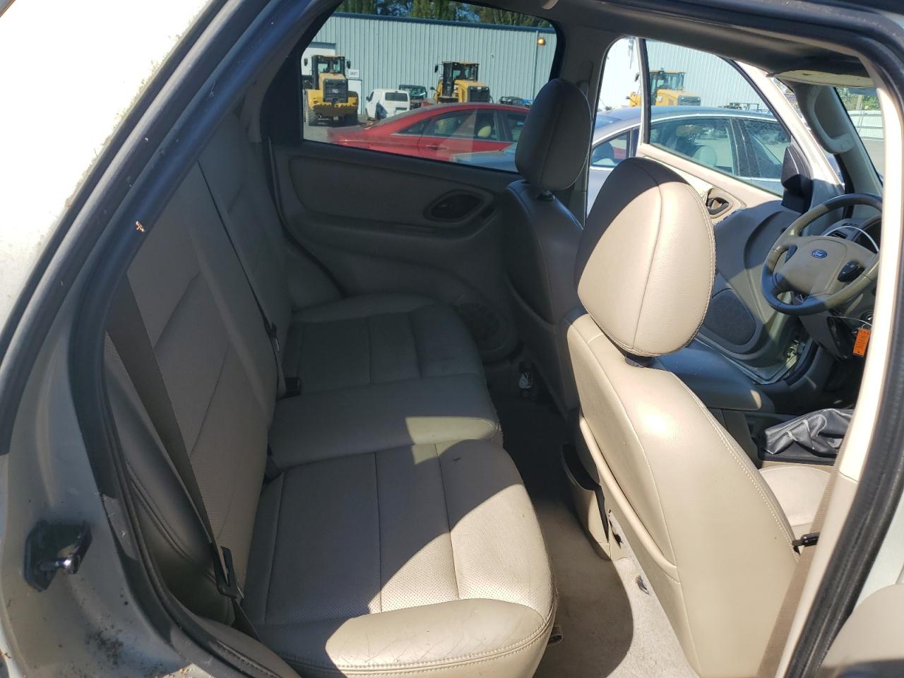2005 Ford Escape Limited VIN: 1FMYU94125KA63591 Lot: 81693215