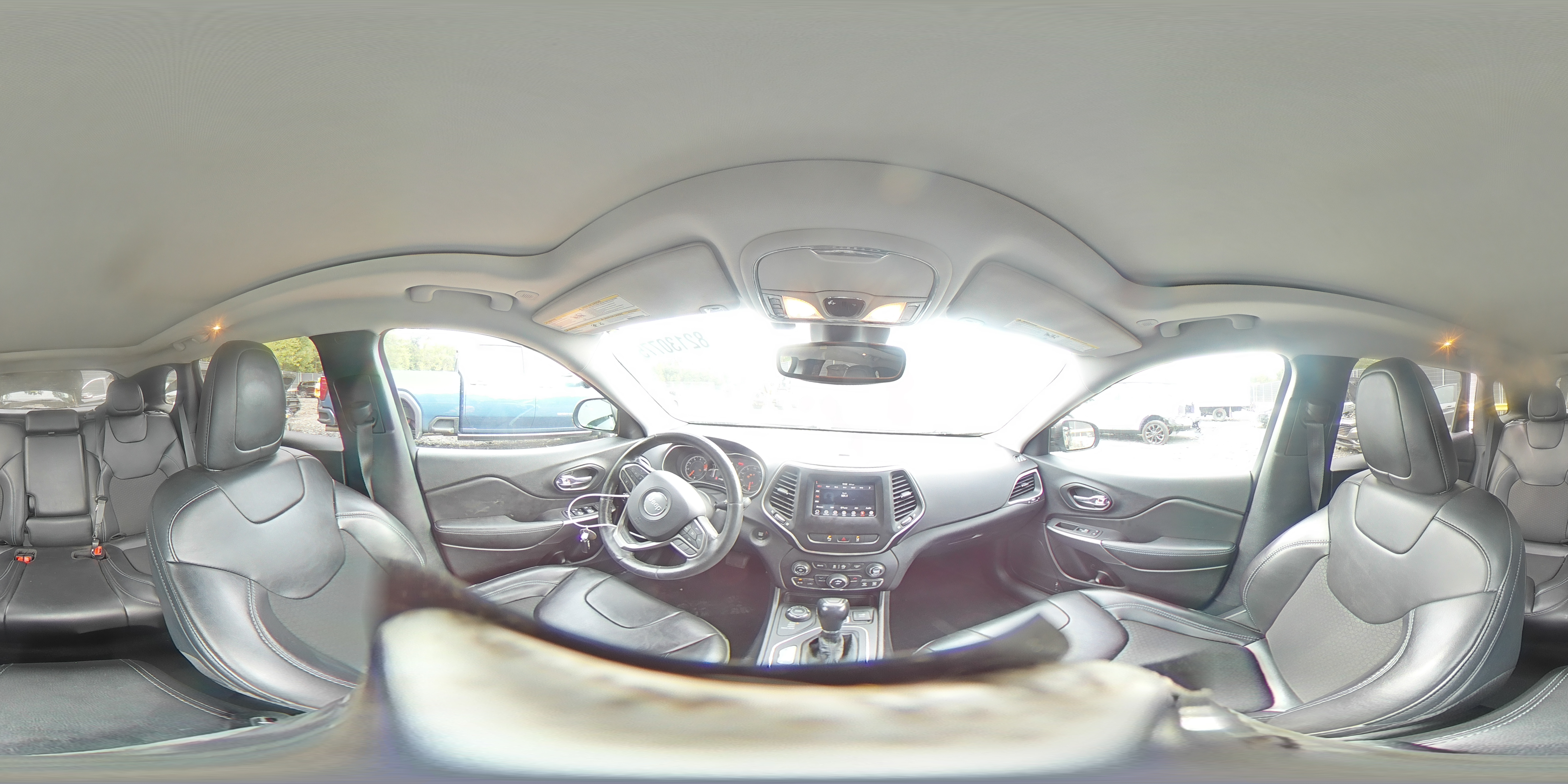 2021 Jeep Cherokee Latitude Plus VIN: 1C4PJMLB4MD211975 Lot: 82130775