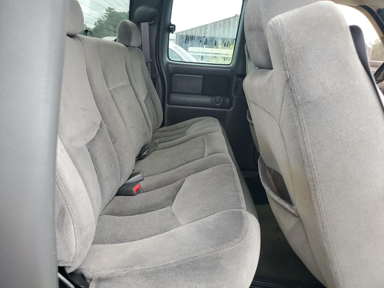 2004 GMC Sierra K2500 Heavy Duty VIN: 1GTHK29U54E325542 Lot: 81564355