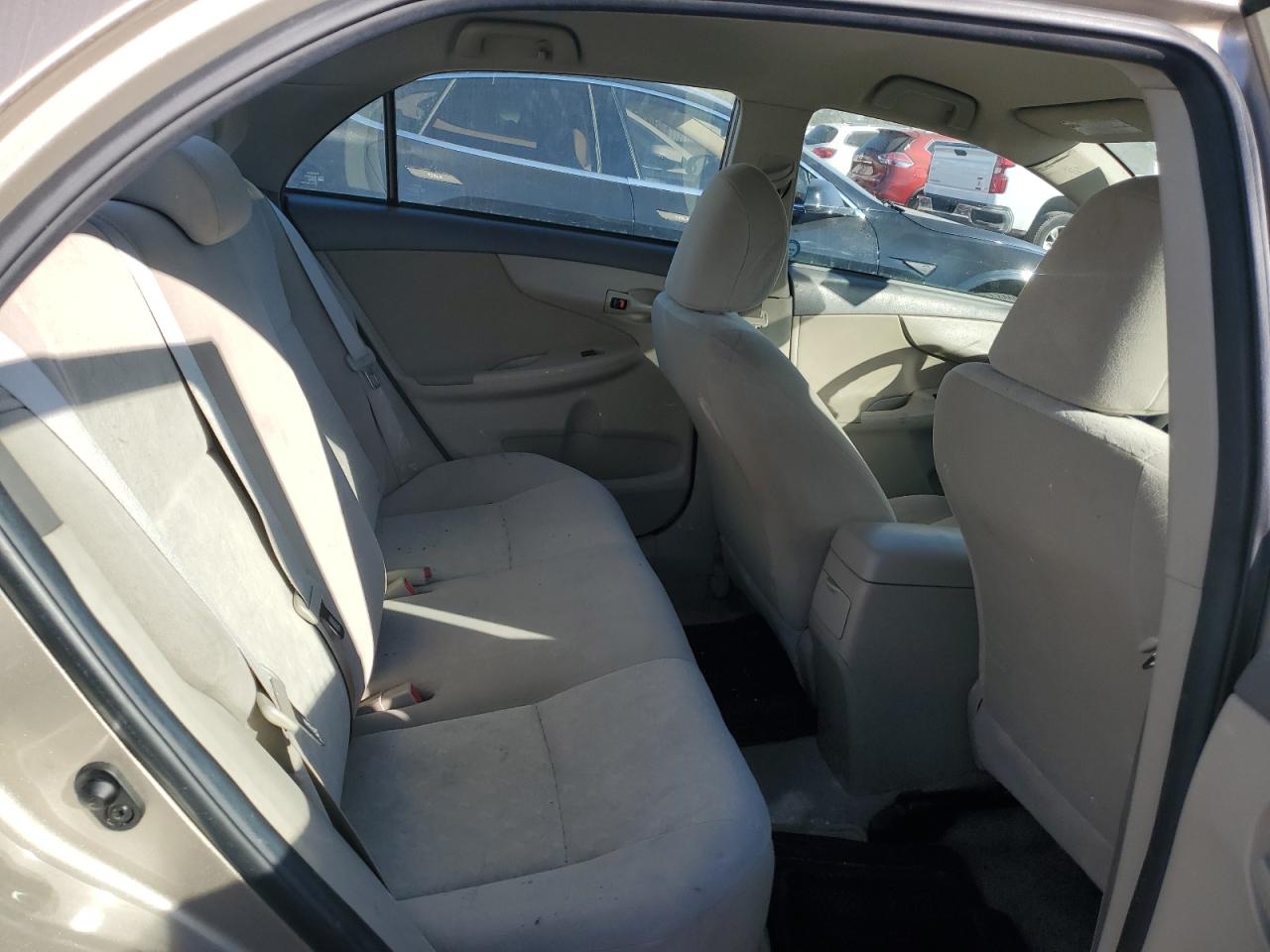 2010 Toyota Corolla Base VIN: 2T1BU4EEXAC194195 Lot: 66627535