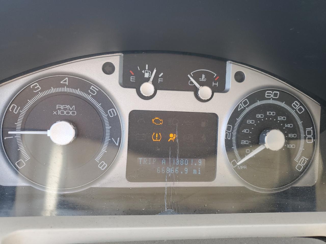 2009 Mercury Mariner VIN: 4M2CU81739KJ11049 Lot: 80037155