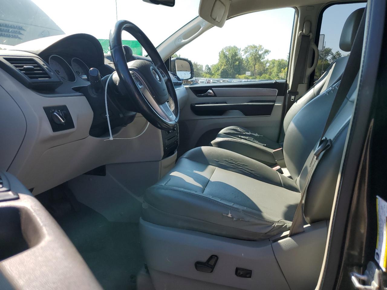 2013 Volkswagen Routan Se VIN: 2C4RVABG2DR724843 Lot: 80497975