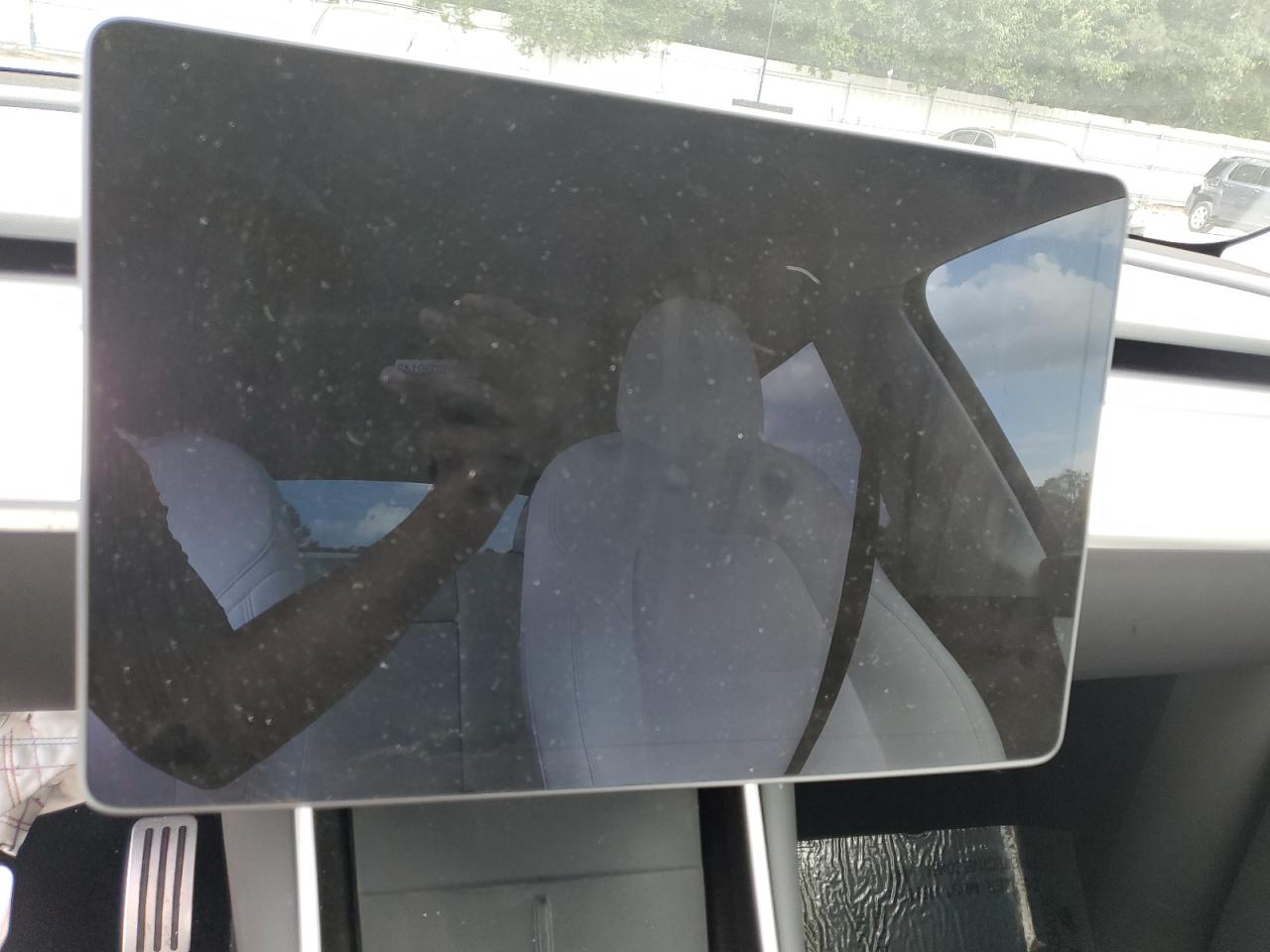 2021 Tesla Model Y VIN: 5YJYGDEE1MF120679 Lot: 81784045