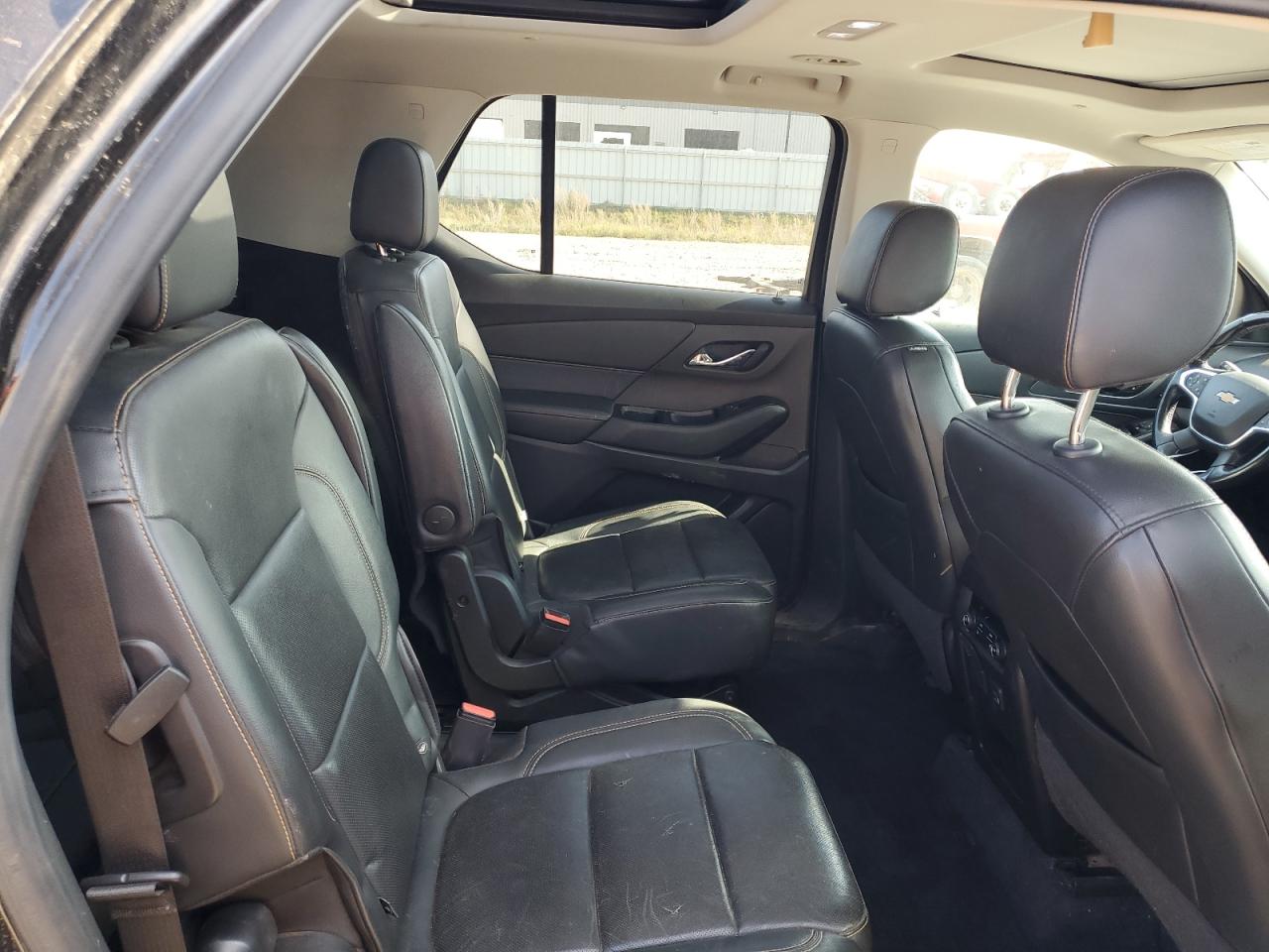 2019 Chevrolet Traverse Premier VIN: 1GNEVKKW1KJ208607 Lot: 84211345