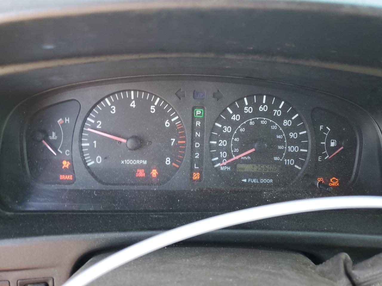 1999 Toyota Sienna Le VIN: 4T3ZF13C6XU157880 Lot: 72007785