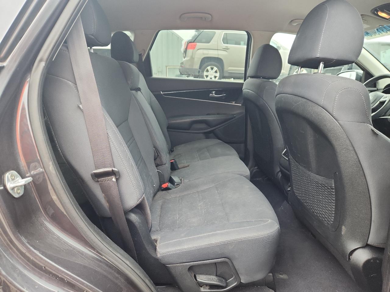 2019 Kia Sorento Lx VIN: 5XYPG4A52KG512061 Lot: 81431905