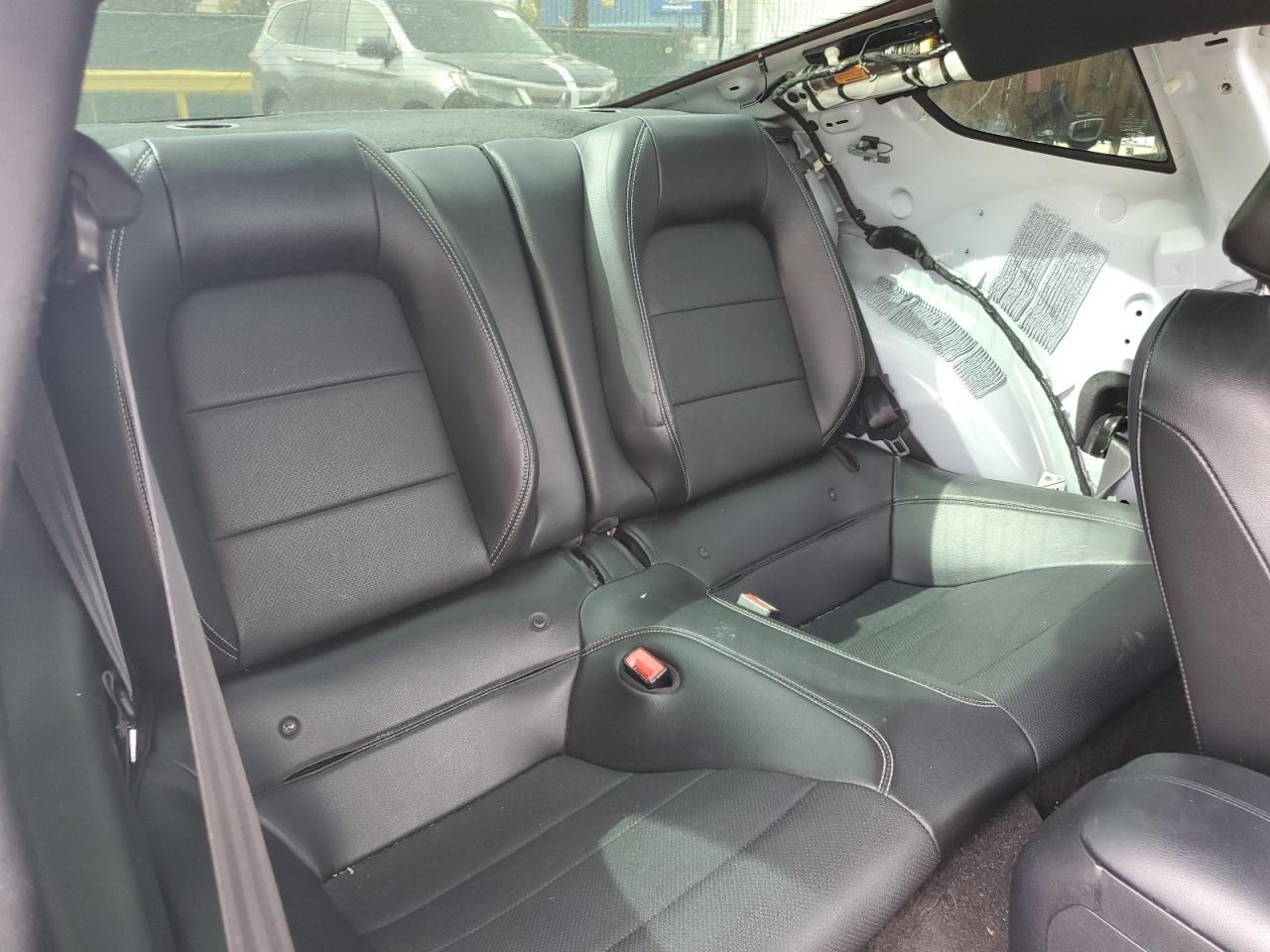 2018 Ford Mustang VIN: 1FA6P8TH7J5143821 Lot: 81636715