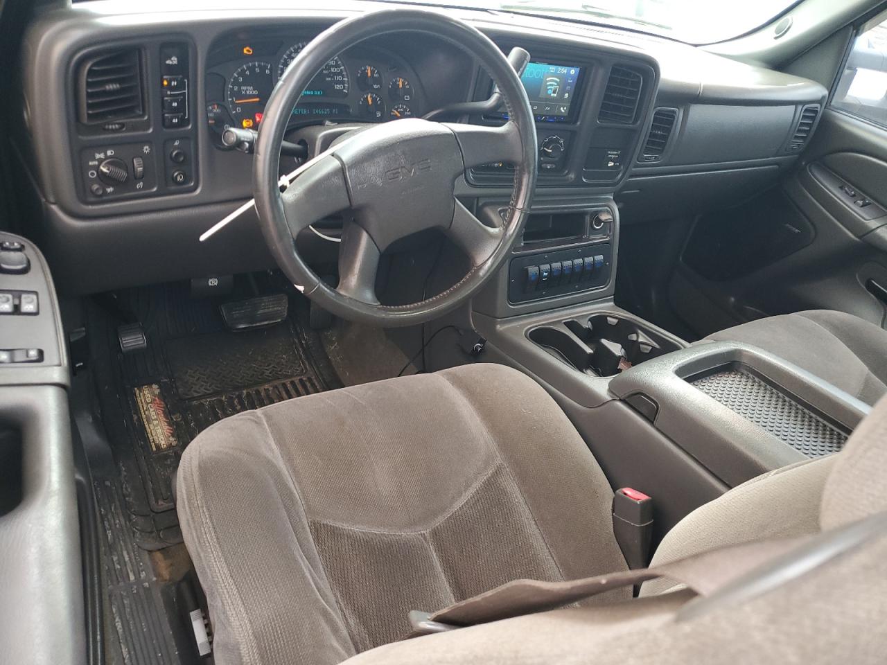 2004 GMC Sierra K2500 Heavy Duty VIN: 1GTHK29U54E325542 Lot: 81564355