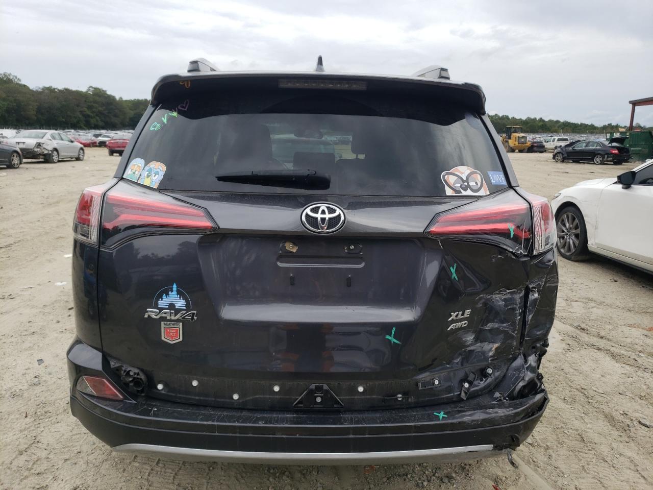 2017 Toyota Rav4 Xle VIN: JTMRFREV2HJ172955 Lot: 83953265