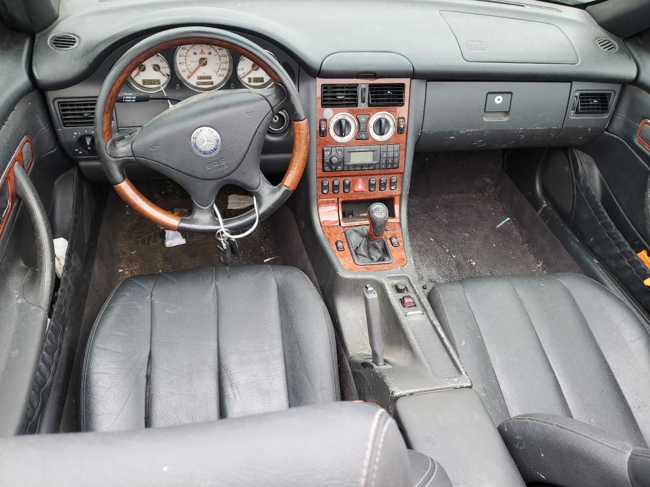 2004 Mercedes-Benz Slk 320 VIN: WDBKK65F24F303964 Lot: 82069925