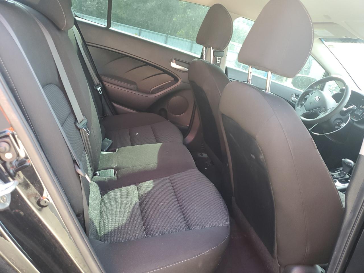 2017 Kia Forte Lx VIN: 3KPFK4A77HE097403 Lot: 70999435