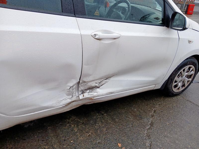2019 HYUNDAI I10 SE 