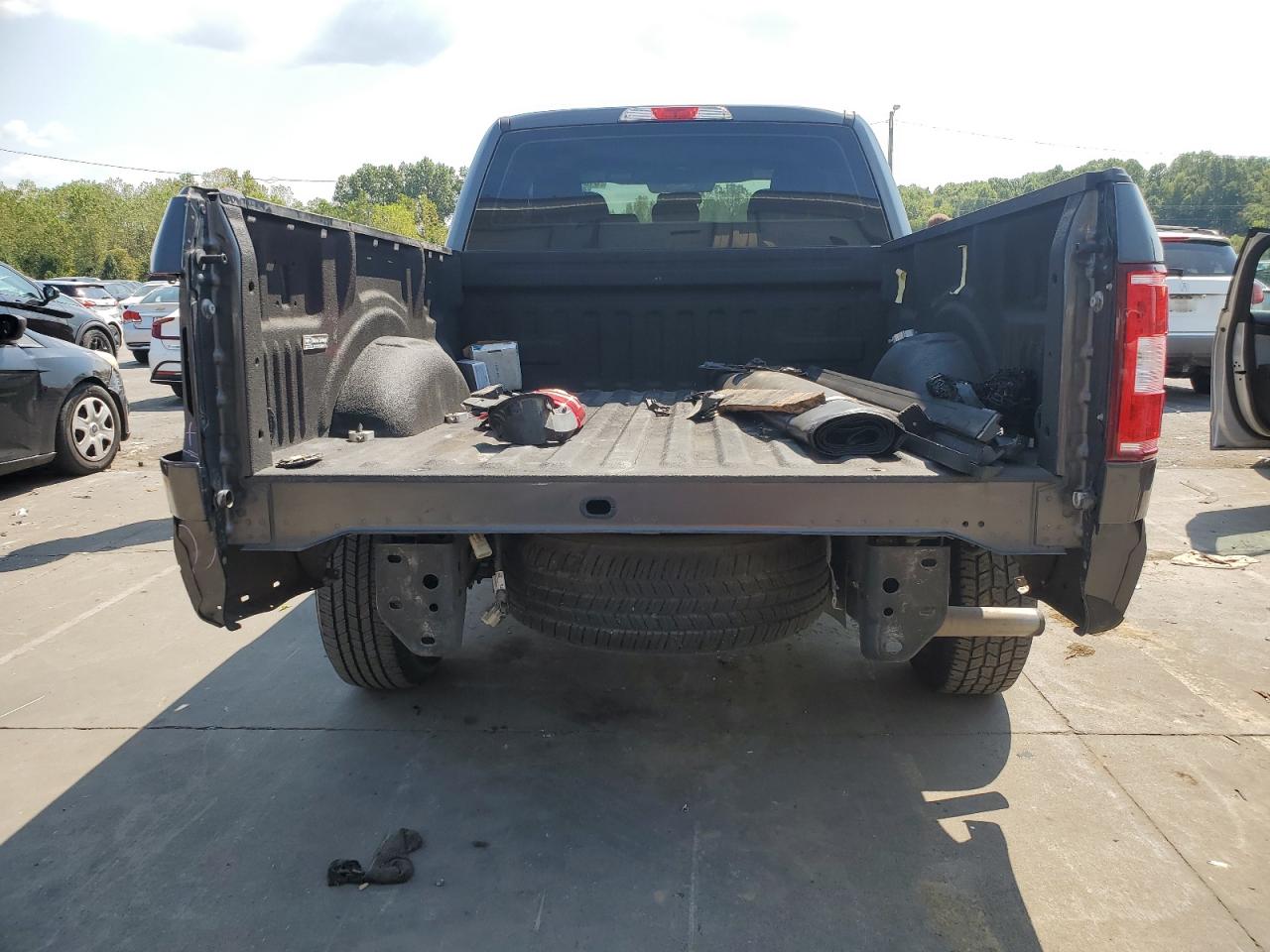 2018 Ford F150 Super Cab VIN: 1FTEX1CBXJFE43243 Lot: 81540395