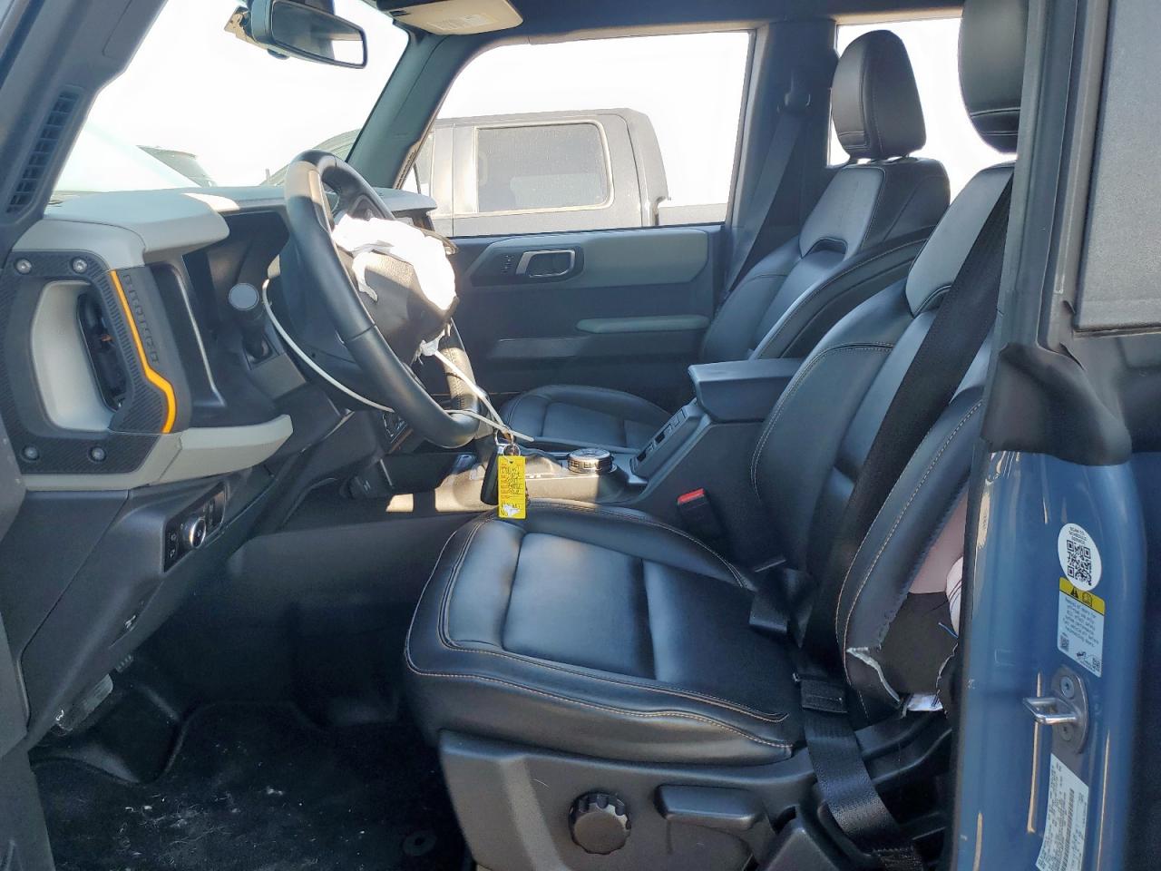 2023 Ford Bronco Base VIN: 1FMEE5DHXPLB81049 Lot: 81023315