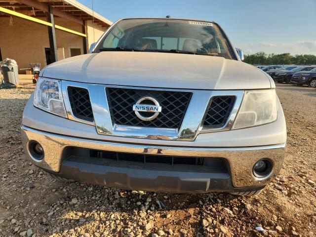  NISSAN FRONTIER 2019 Srebrny