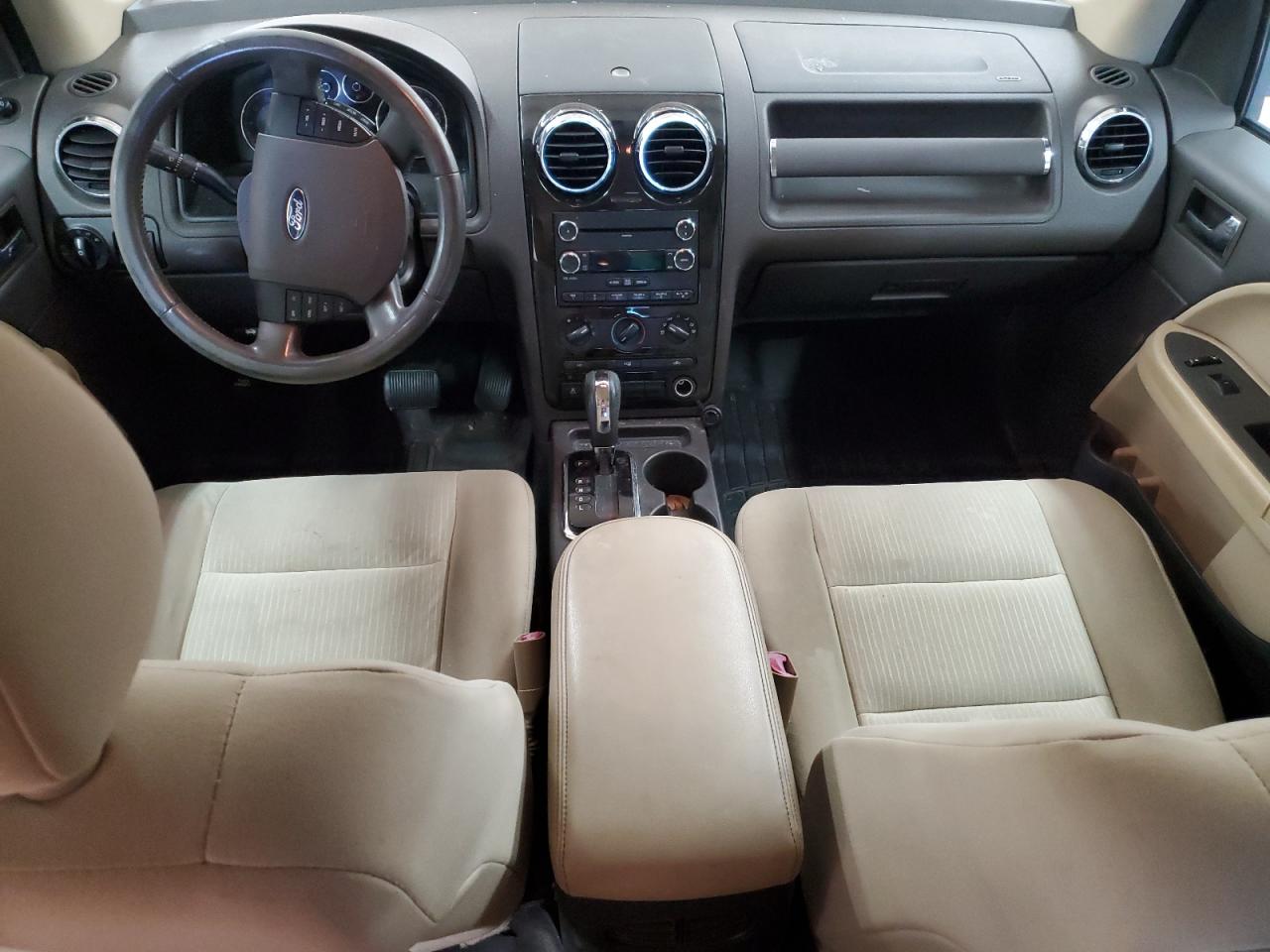 2008 Ford Taurus X Sel VIN: 1FMDK02W18GA44388 Lot: 81371575