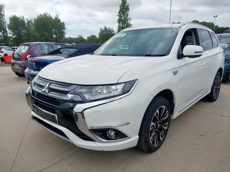 MITSUBISHI OUTLANDER 2016