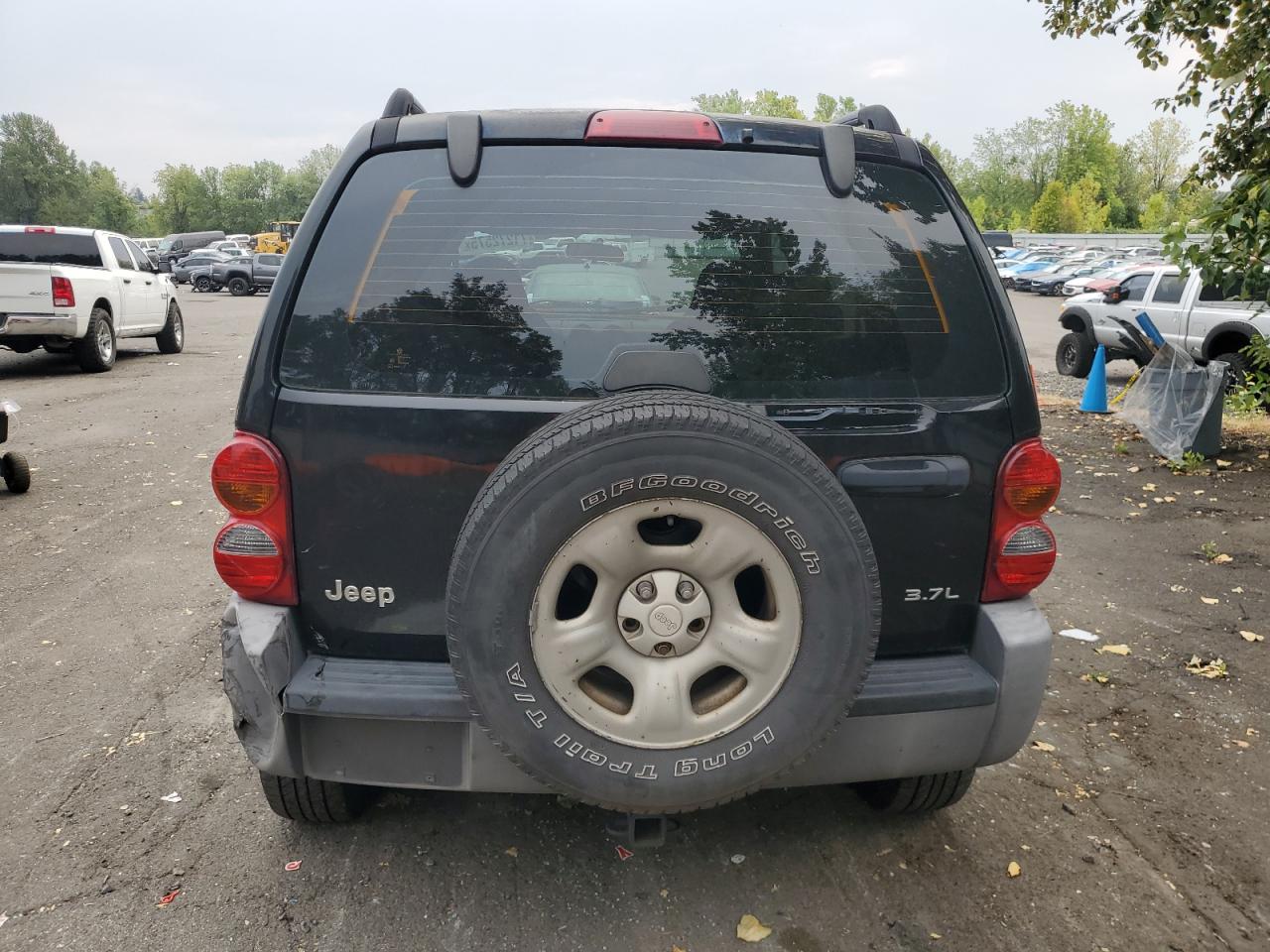 2004 Jeep Liberty Sport VIN: 1J4GK48K44W257052 Lot: 71272575