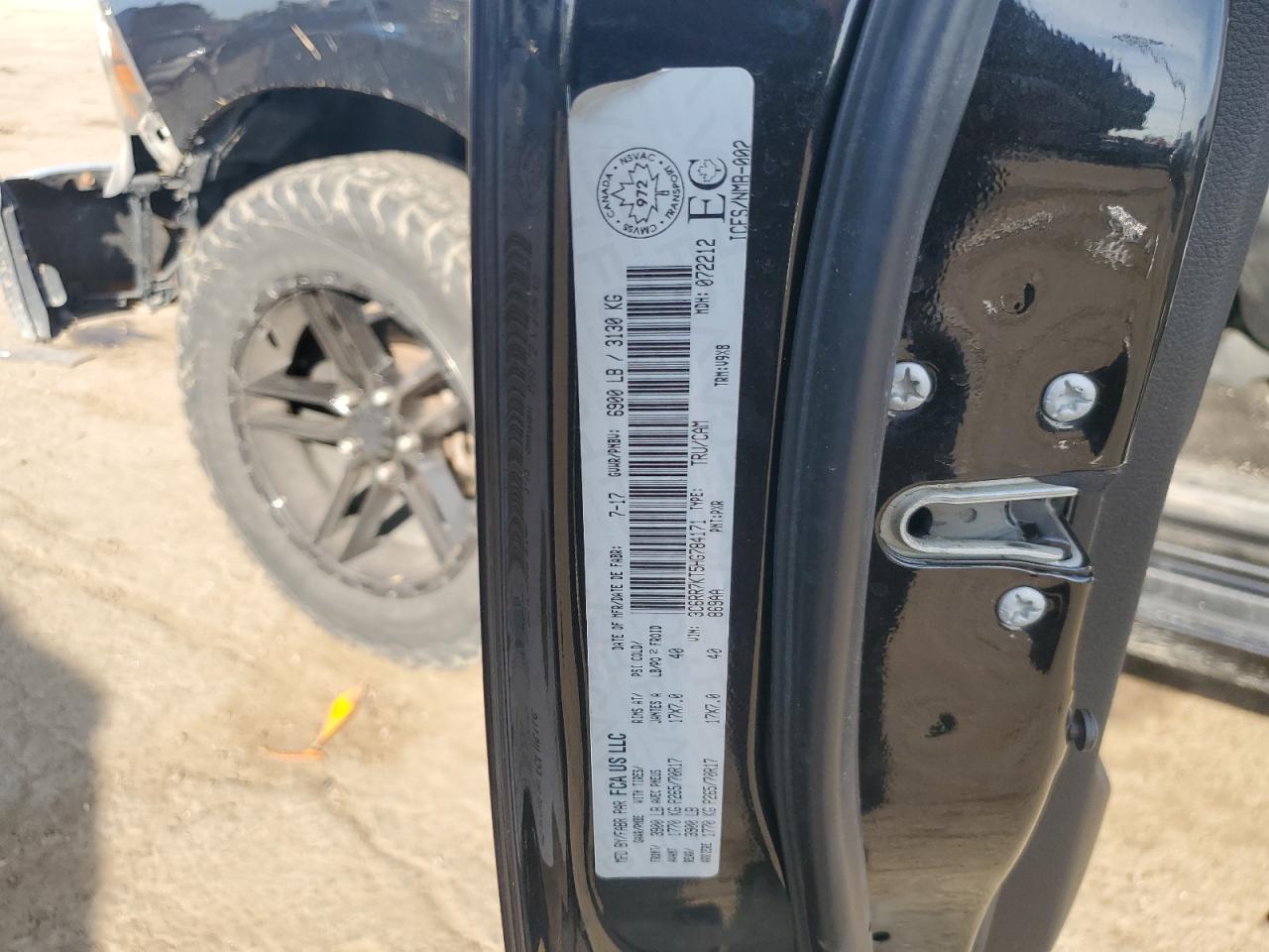 2017 Ram 1500 St VIN: 3C6RR7KT5HG784171 Lot: 80893985