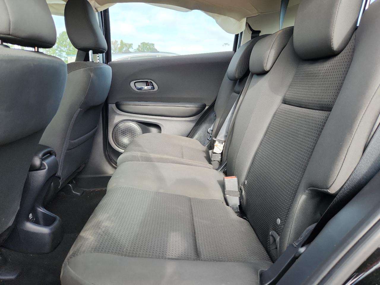 2020 Honda Hr-V Lx VIN: 3CZRU5H30LM708557 Lot: 81637525