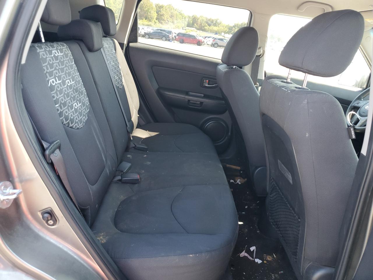 2010 Kia Soul + VIN: KNDJT2A27A7163776 Lot: 80385235