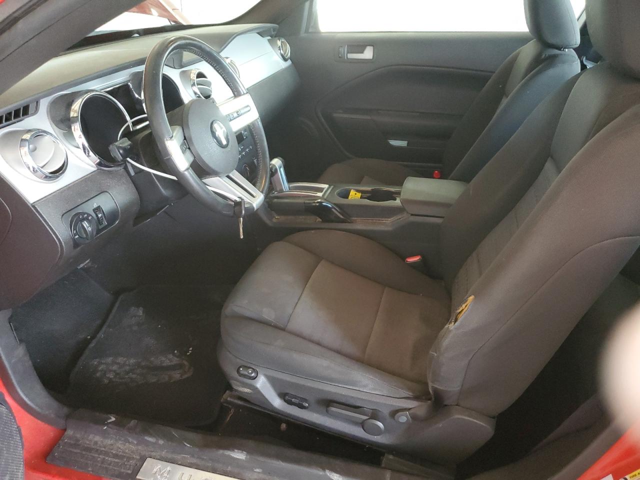 2007 Ford Mustang VIN: 1ZVFT80N575258827 Lot: 71420585