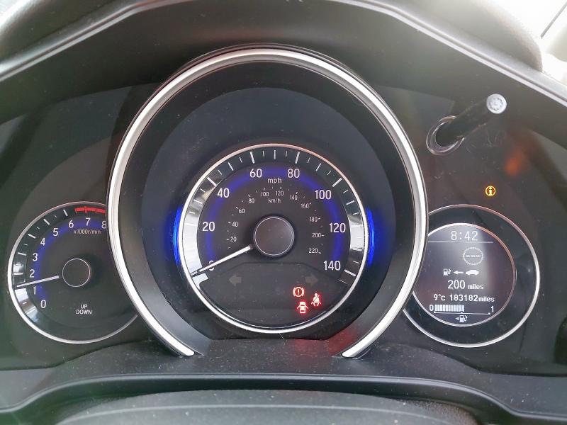 2015 HONDA JAZZ SE I-VTEC 