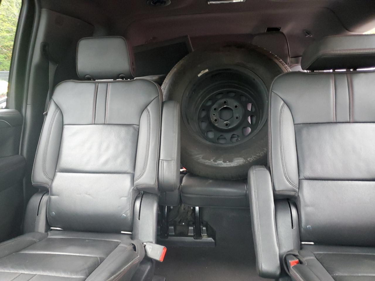 2022 Chevrolet Suburban C1500 Rst VIN: 1GNSCEKD4NR207109 Lot: 84194115