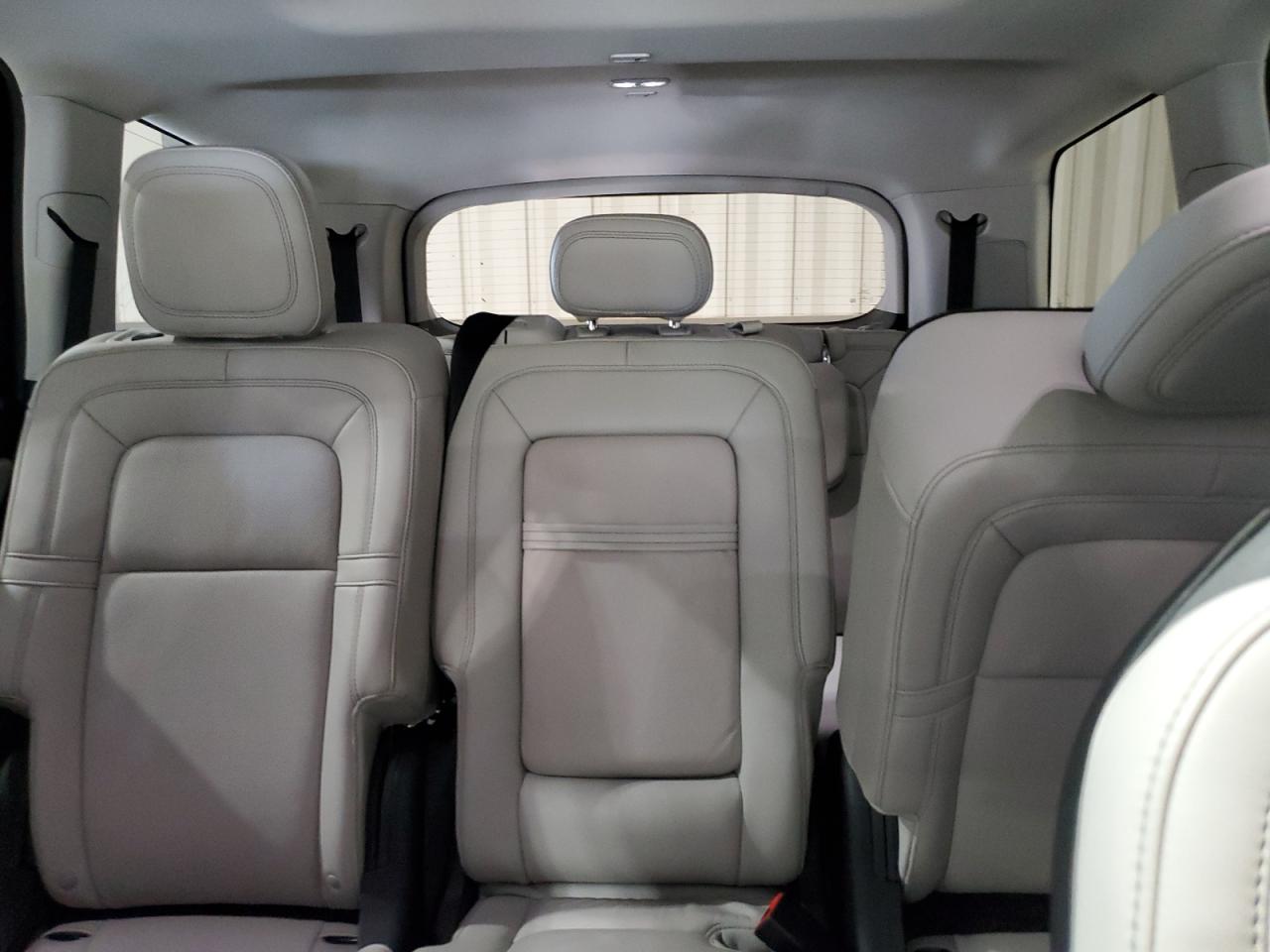 2025 Lincoln Aviator Reserve VIN: 5LM5J7XC6SGL03136 Lot: 71854445