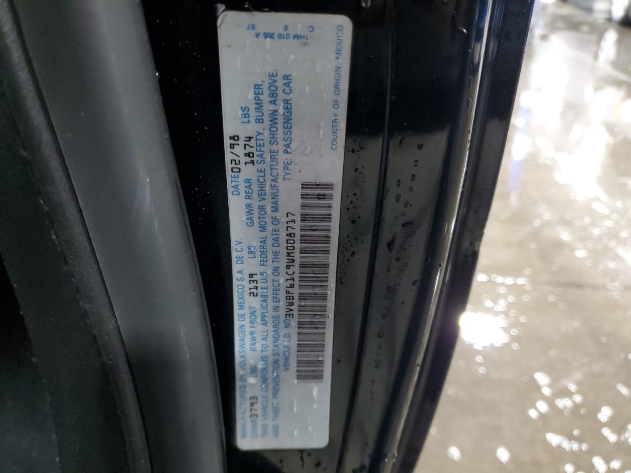 1998 Volkswagen New Beetle Tdi VIN: 3VWBF61C9WM008717 Lot: 81500385