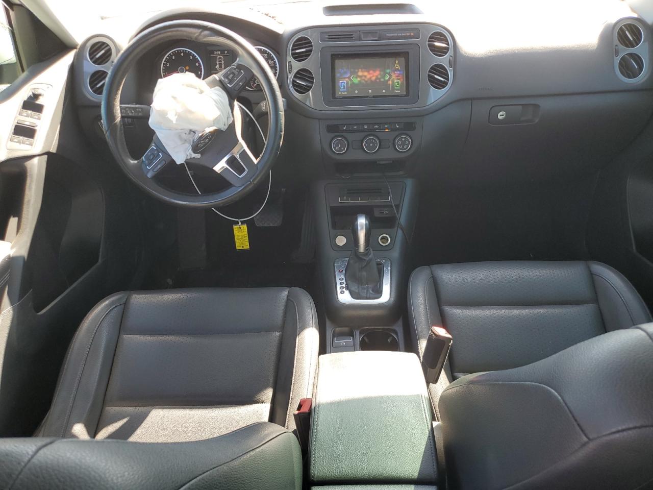 2016 Volkswagen Tiguan S VIN: WVGAV7AXXGW590074 Lot: 81805035