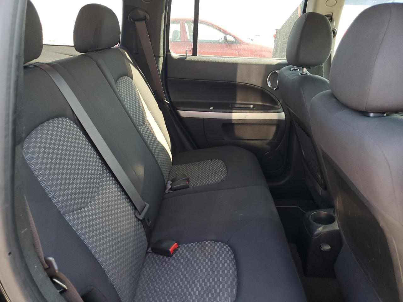 2008 Chevrolet Hhr Ls VIN: 3GNCA13DX8S675249 Lot: 81846045