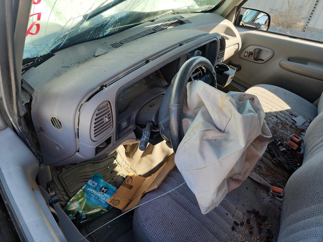 1996 GMC Sierra C1500 VIN: 1GTEC14M1TZ526458 Lot: 81806285