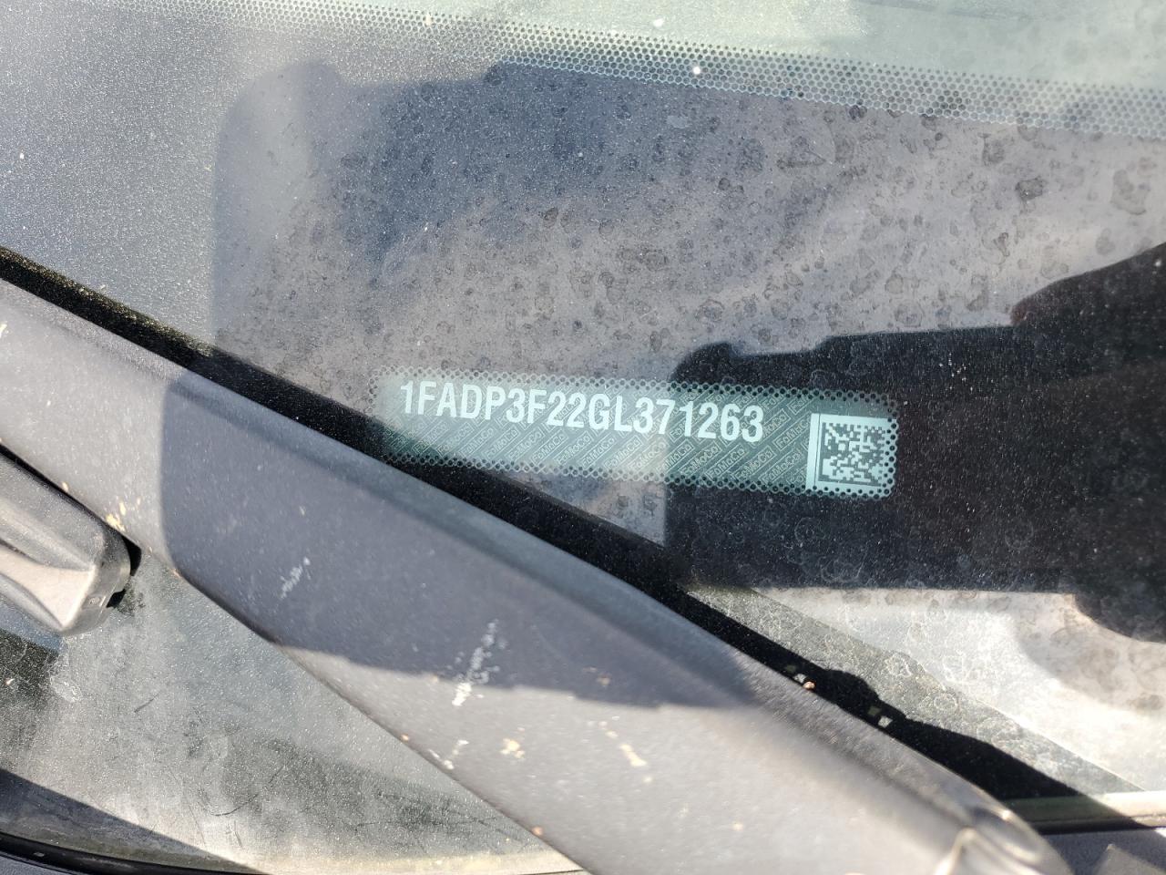 2016 Ford Focus Se VIN: 1FADP3F22GL371263 Lot: 84617785