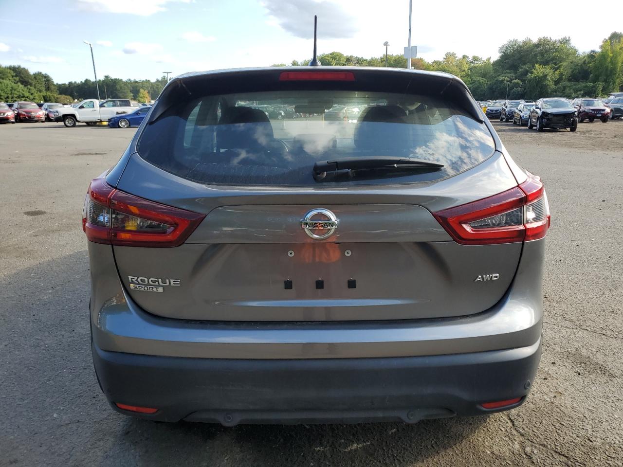 2022 Nissan Rogue Sport S VIN: JN1BJ1AW2NW683101 Lot: 71421105