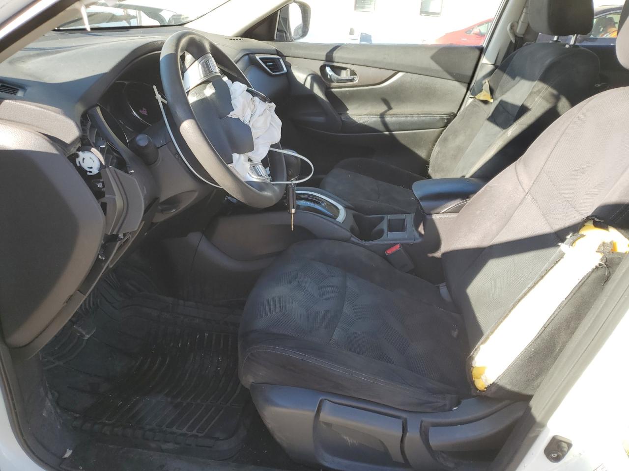 2015 Nissan Rogue S VIN: 5N1AT2MK8FC782084 Lot: 83991015